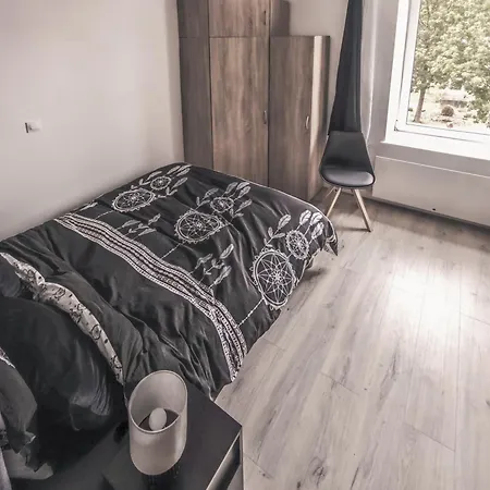 Appartement cosy 70m2 Vue château 6 pers Nature&calme Vosges Apartamento Senones (Vosges)