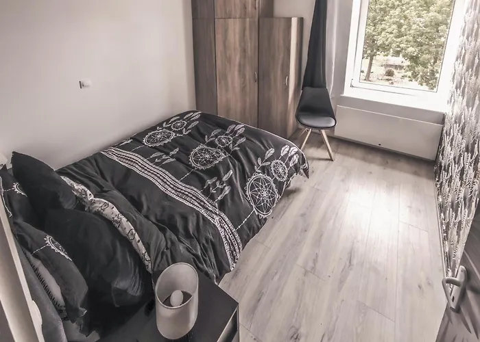 Appartement cosy 70m2 Vue château 6 pers Nature&calme Vosges Apartamento Senones (Vosges)